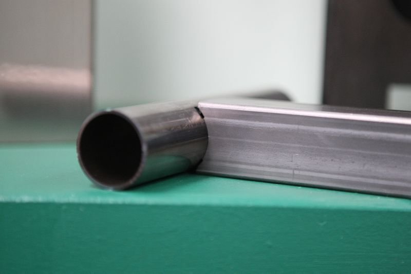 Laser tube