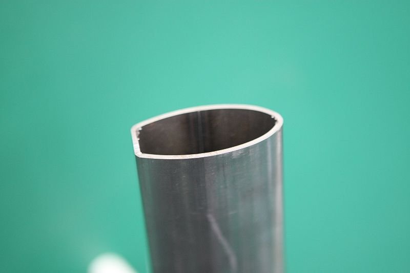Laser tube