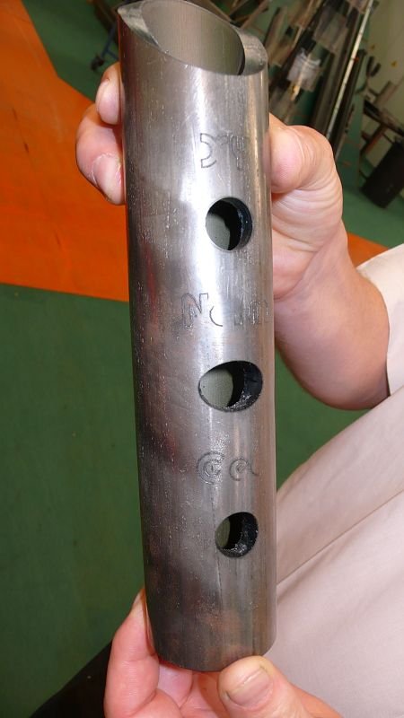 Laser tube